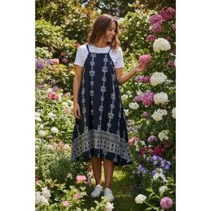 ✨Dina Be Navy Blue White Floral Print Swing Dress Midi Spaghetti Strap A Line M